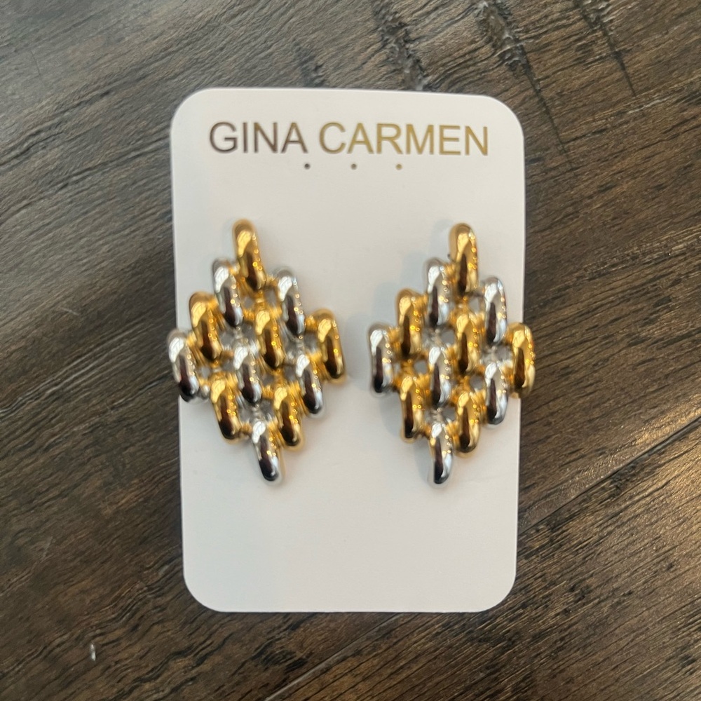 NWT Gina Carmen “Lacey” Gold and Silver Earrings - Picture 3 of 5